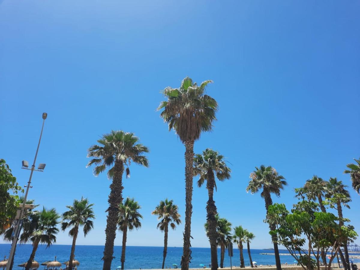 Malagueta Beach Front Luxury Apartment By Rent Me Μάλαγα Εξωτερικό φωτογραφία