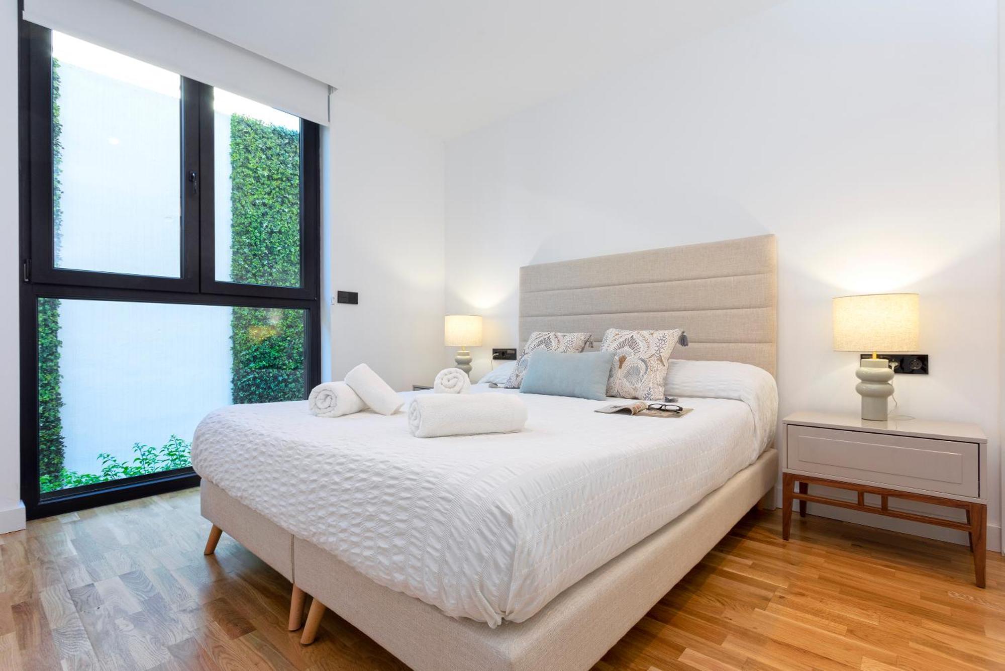 Malagueta Beach Front Luxury Apartment By Rent Me Μάλαγα Εξωτερικό φωτογραφία