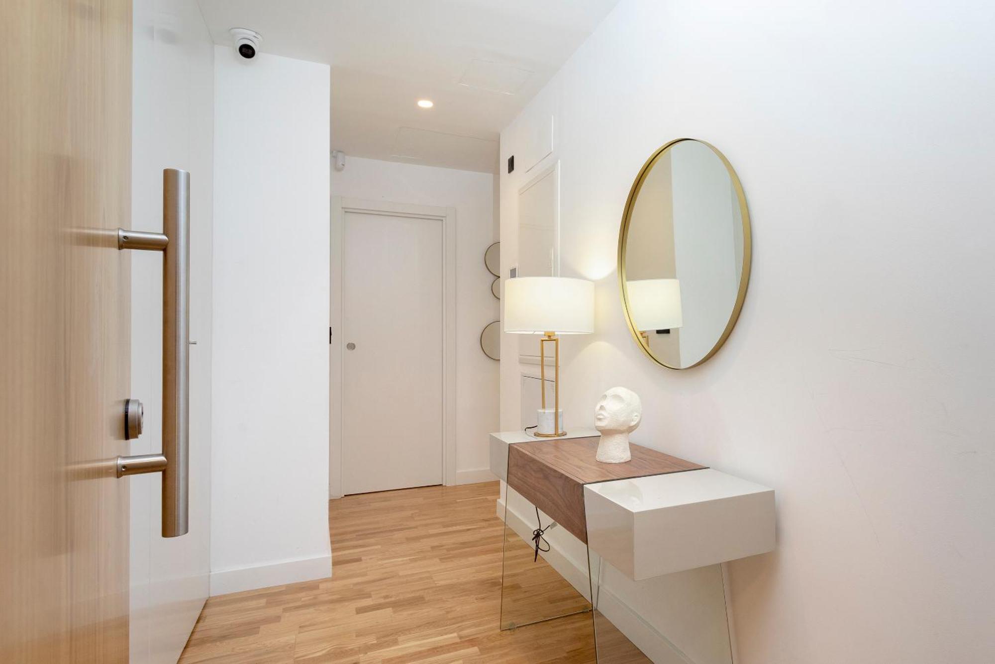 Malagueta Beach Front Luxury Apartment By Rent Me Μάλαγα Εξωτερικό φωτογραφία