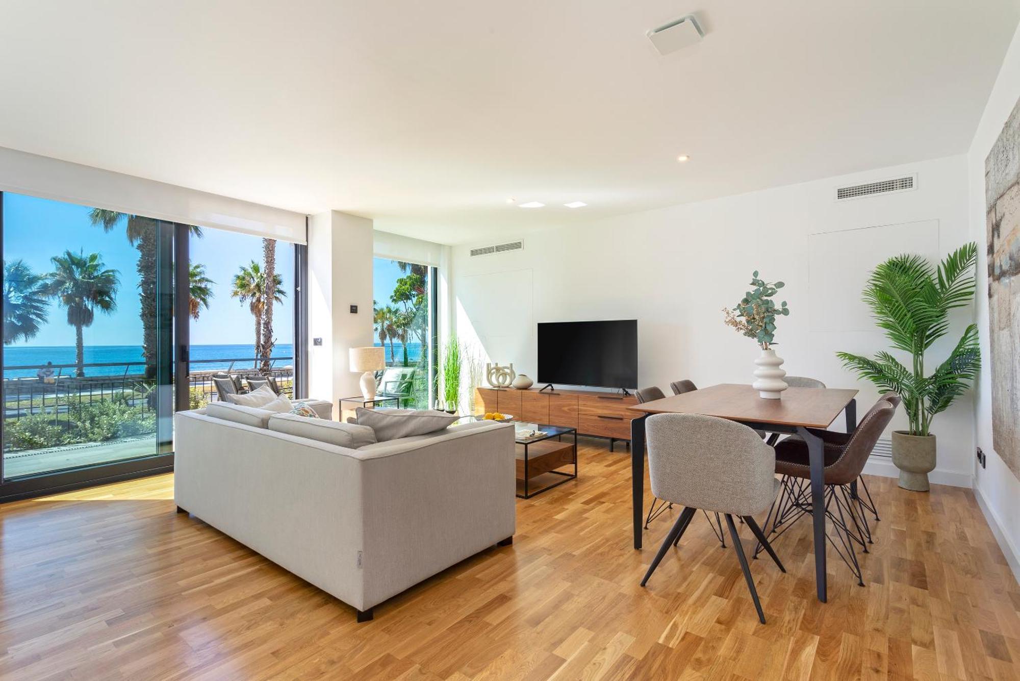Malagueta Beach Front Luxury Apartment By Rent Me Μάλαγα Εξωτερικό φωτογραφία